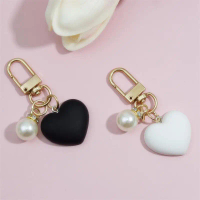 New pearl love key hoist buttons girl heart black and white face palette peach accessories can be lo