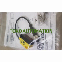 QS18VP6AF250Q5 250mm Adjustable Field Photoelectric Sensor SE16