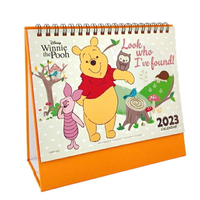 小禮堂 迪士尼 小熊維尼 2023線圈桌曆 M (黃森林款)