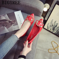 Korean Shoes Flat Shoes Women Big Size Shoes Woman Pointed Toe Flats Zapatos Charol Mujer Slip On Fe