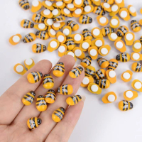100pcs Mini Bee Wooden Ladybug with Glue Self-adhesive Stickers Fridge Wall Scrapbooking Home Decor Micro Landscape Accessories