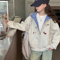 【UniKids】中大童裝長袖連帽外套 刺繡狗狗格紋內裡夾克 女大童裝 VPASK51010(灰外套)