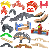 รถไฟไม้บีชแม่เหล็กสะพานทุกชนิดอุปกรณ์รถไฟเหมาะสำหรับของเล่นเด็ก