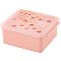 【小禮堂】HELLO KITTY 日本製 法式吐司調理盒 吐司料理盒 微波保鮮盒 吐司盒 1000ml 《粉 蘋果》 凱蒂貓