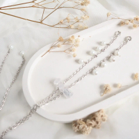 Strap Konektor Rantai 2in1 White Pearl by Pagi Masker Hijab Tali Kalung Manik 2in1 Serut Stopper