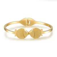 Cute Stainless Steel Fish Bangle Gold Color Open Cuff Bracelets Bangle for Women Men Lover Valentine's Day Gift Jewelry