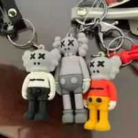 KAWS Gantungan Kunci Mobil Tas Gantungan Kunci Kartun Boneka Ornamen