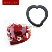 1pc Love Heart Mousse Mould Plastic Tart Ring Mold French Dessert Perforated Cake Mousse Circle Cake Decorating Tool Bakeware