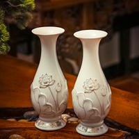 中式家居佛堂客廳桌面陶瓷供佛觀音凈瓶白瓷描金浮雕蓮花荷花瓶