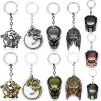 Movie Restore Scene Aliens Predator AVP Keychain Alien Queen Figure Cosplay Key Rings Men Key Accessories Gift