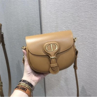 全新正品DIOR 迪奧 中號 BOBBY 駝色拋光小牛皮 馬鞍包 斜挎包 M9319UMOL_M41M 現貨618341