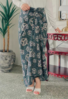 UMMA WULAN PAREO Skirt in Kelam Black