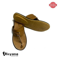 Sandal Tarumpah Wanita Kulit Asli Karet Citak Warna Coklat Hitam Putih Tan Ukuran 36-40 37 Tan