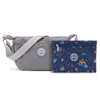 【iBrand】簡約百搭雙口袋斜側背包(自信灰)