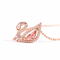 Swarovski施華洛世奇 粉鉆天鵝鎖骨項鏈 七夕情人節禮物5469989【北歐居家生活】