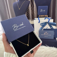 ** แถมแหวน ** สร้อยสีทอง + จี้อักษรเดี่ยวมินิมอล แบรนด์BE RICH (ยึดรูปและชื่อตะกร้าที่ตัวเองกดเป็นหล