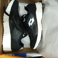 original asli new baru sepatu Lotto Egra Men's Running - Black size 44 in box
