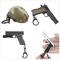 Outdoor Tactical Keychain Mini G17 / 1911 / M92 1:4 Model Multi-color