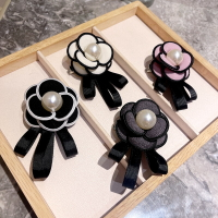山茶花珍珠胸花領結韓國布藝風服裝配飾領花別針胸針針扣