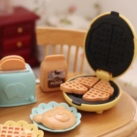 1/12 Scale Dollhouse Bread Machine With Toast Miniature Cute Decorations Toaster