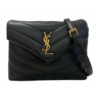 【YSL】LOULOU TOY BAG金LOGO斜背包(黑色)