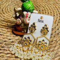Bag07: Premium Traditional Indian Kundan, and Pearl Drop Earrings