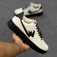 Sepatu Sneakers Aeko Venture White Outsole Black Pria Wanita Lokal Original