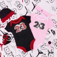 Nike 包屁衣禮盒 Jordan 寶寶 新生兒 滿月禮 毯子 嬰兒 童裝 0-1歲 圍兜 四件組 JD2213023NB-001