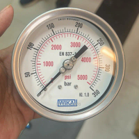Pressure Gauge WIKA 4 Inch 300 Bar Raket / Pressure Gauge WIKA 4 Inch Buttom 1/2 Inch NPT 5000 PSI S