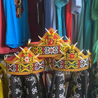 Lawung Manik Khas Adat Dayak Kalimantan