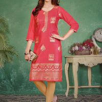 Kurtis Bajet, Tersedia dalam empat warna, Saiz Mto 7xl