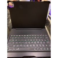 ipad pro11寸藍芽鍵盤保護套加藍芽滑鼠二手