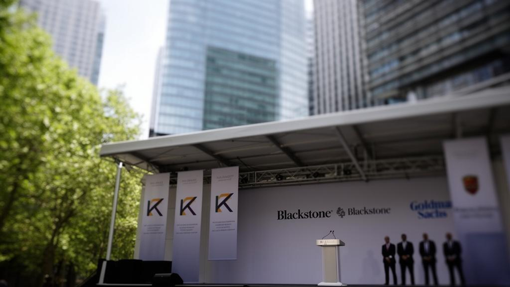ゴンタ　入札不可 フジHD不動産子会社売却、1兆円超の応札相次ぐ 異例の再入札へ — BigGo