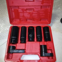 7-piece oxygen sensor socket set, sizes 22 mm, 27 mm, and 29 mm, suitable for removing and installin