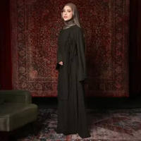 Lozy Hijab - Meera Abaya Dress (Gamis Dress Haji dan Umrah Bahan Cooltech Koleksi Raya Lebaran 2026)