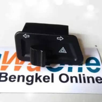 Tombol Saklar Sein Plus Hazard Vario Beat Trapesium