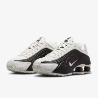 【NIKE 耐吉】SHOX R4 米白 女鞋(AR3565-104)