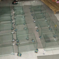 Hồ cá kính 5li 40x30x30 mài tay