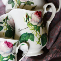【英國ROY KIRKHAM】Redoute Rose 浪漫淺玫瑰系列500ML骨瓷牛奶罐(英國製骨瓷杯)