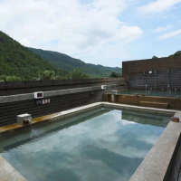 【金山八煙溫泉會館】單人可選戶外男.女裸湯．贈送溫泉魚乙次(享樂券)
