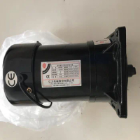 1-AT MACHINERY 3-Phase Induction Motor AEV550 FM22 Ratio 1:7 Gear Speed Reducer