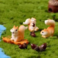 Cute Resin Mini Squirrel Figurine Miniatures Pine Cones Animal Ornament Micro Landscape Dollhouse Decoration Home Garden Decor