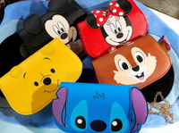 大賀屋 正版 迪士尼 斜背包 肩背包 小包包 側背包 收納包 米奇 米妮 史迪奇 維尼 奇奇 Disney T00120387