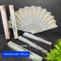 100+ Sablon, Kipas Kain Gliter Tangkai Putih Kemasan Box
