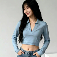 เสื้อโปโลแขนยาวคอวี สไตล์ Pure & Lust ดีไซน์ปั๊มเพียวเข้ารูป ไซส์สั้นโชว์สะดือ สำหรับฤดูใบไม้ผลิ-ใบไ