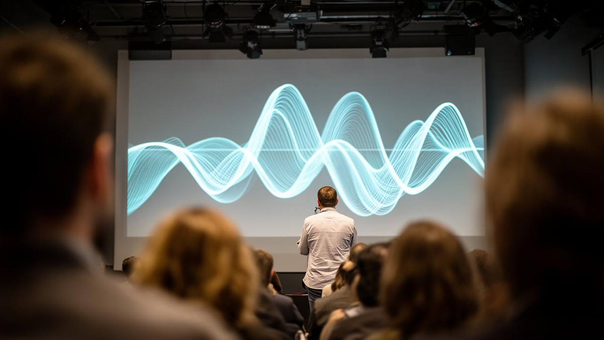 Google DeepMind's Thor Schaeff: Native Audio Models Will Replace Cascading Voice Agents - BigGo Finance