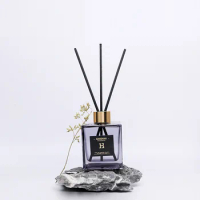 50ml / 200ml Glass Reed Diffuser Set with Sticks for Home, Fireless Hotel Essential Oil Diffuser, Bathroom Oil Aroma Diffuser