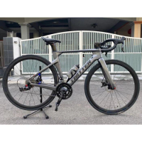2024 New Coming Free Shipping Full Carbon Road Disc Bike R10 Aero Racing Adult Bicycle 700*25C With Full Hydraulic Brake