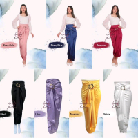 PARIO PLAIN SATIN SKIRT FREE BUCKLE RING