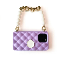 【Candies】iPhone 14 Pro 適用6.1吋 經典小香風晚宴包手機殼(Love-紫)